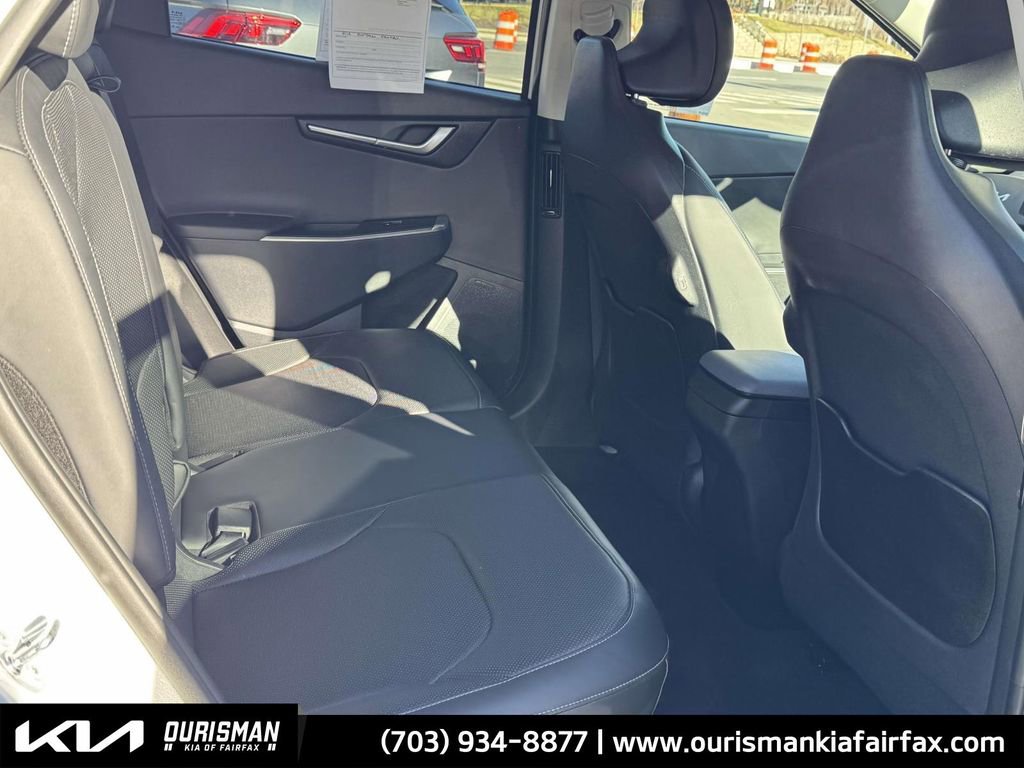 Used 2023 Kia EV6 Wind image 28