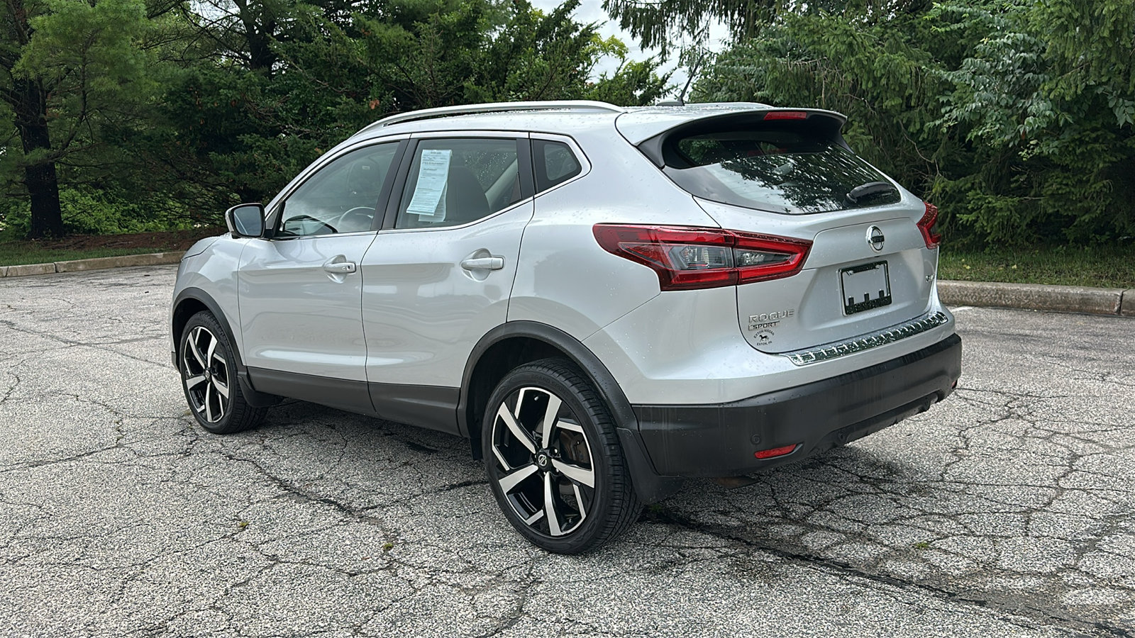 Used 2020 Nissan Rogue Sport SL w/ Premium Package AWD/4WD image 8
