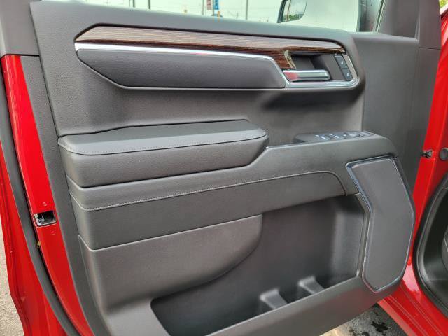 Used 2024 GMC Sierra 1500 Elevation AWD/4WD image 6