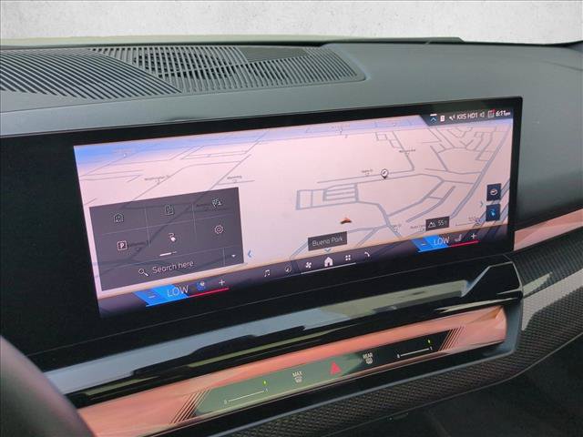 Used 2024 BMW i5 eDrive40i w/ Executive Package RWD image 13