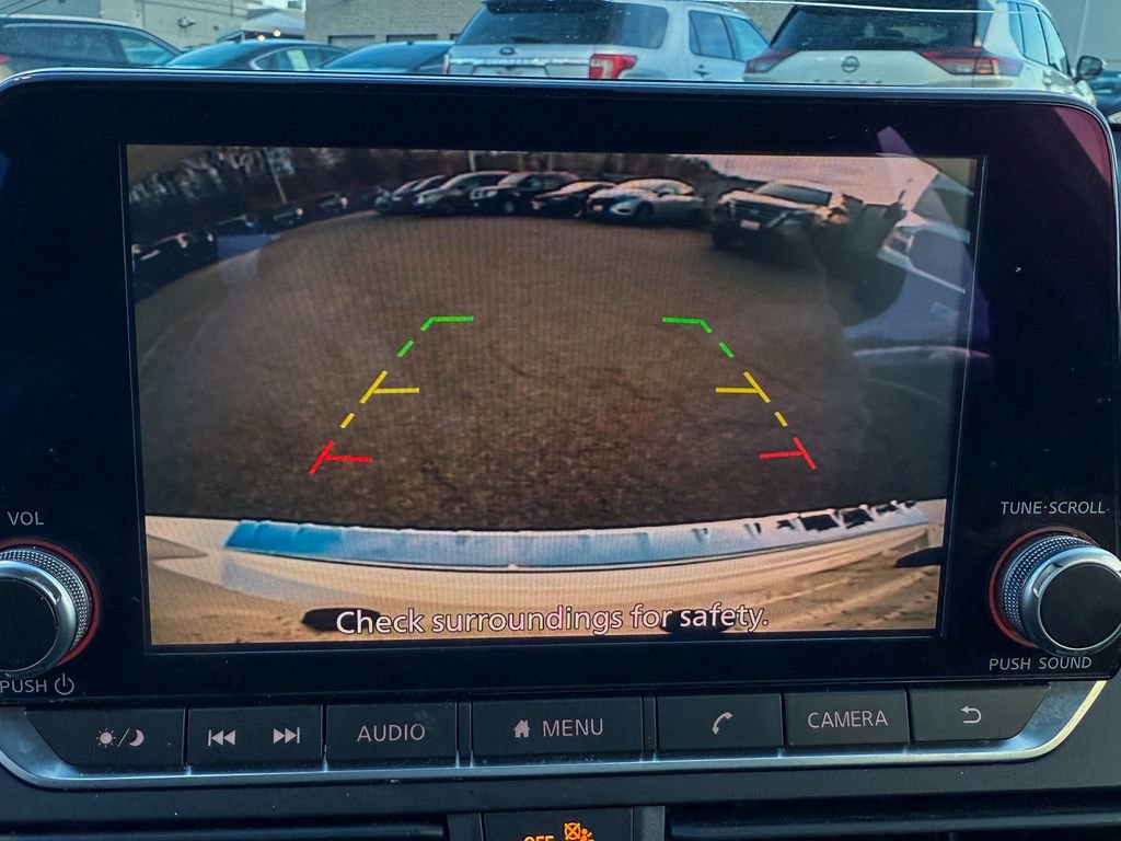 Certified 2022 Nissan Altima 2.5 SR w/ Midnight Edition Package image 13