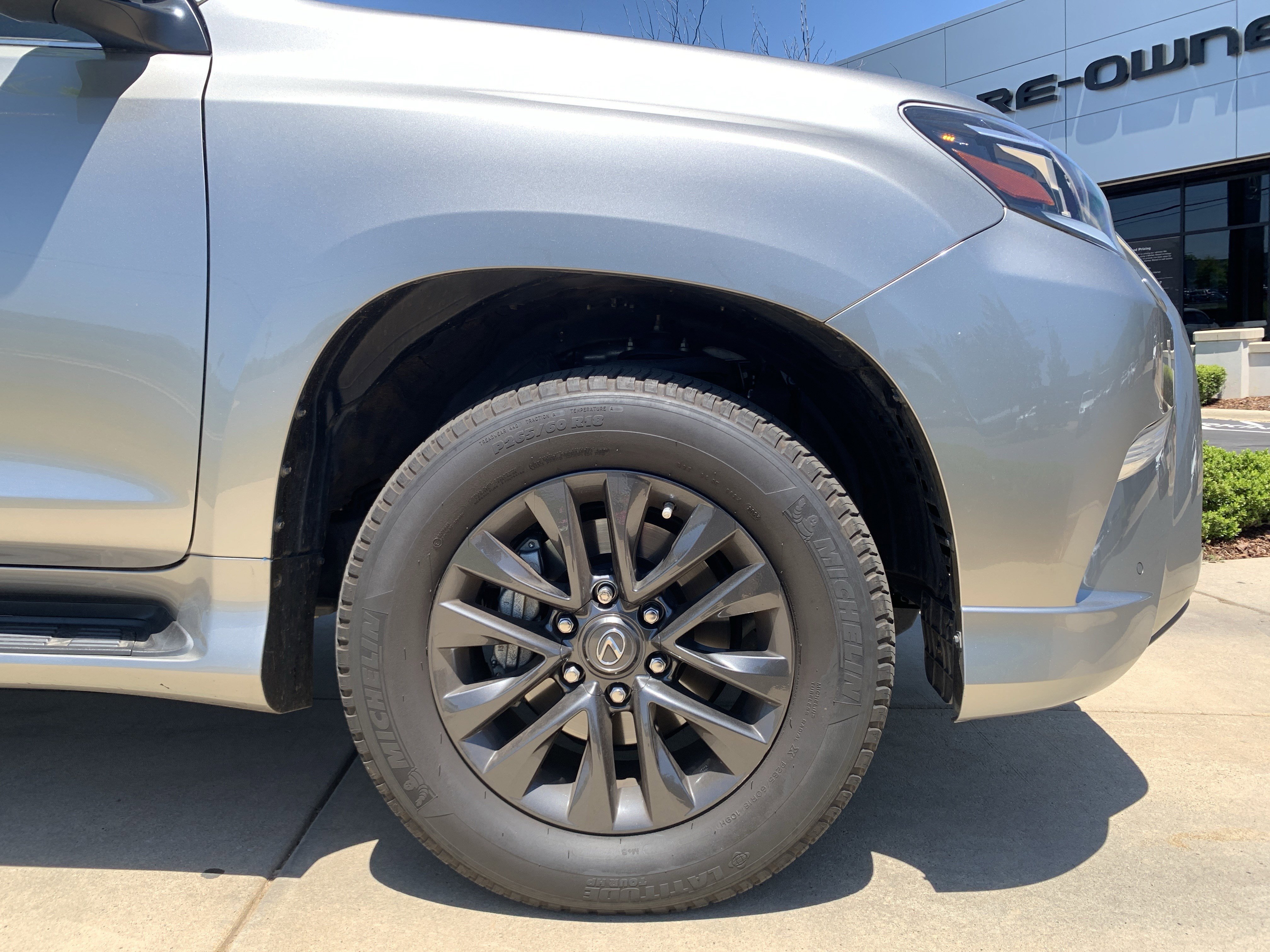 Used 2023 Lexus GX 460 Premium AWD/4WD image 13