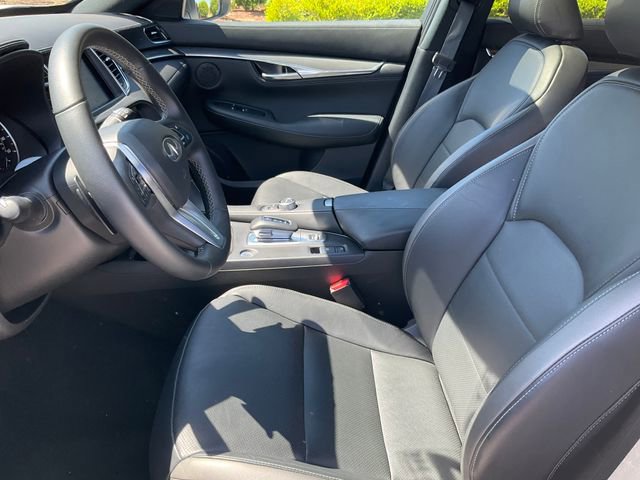 Used 2025 INFINITI QX55 Luxe w/ Cargo Package image 5