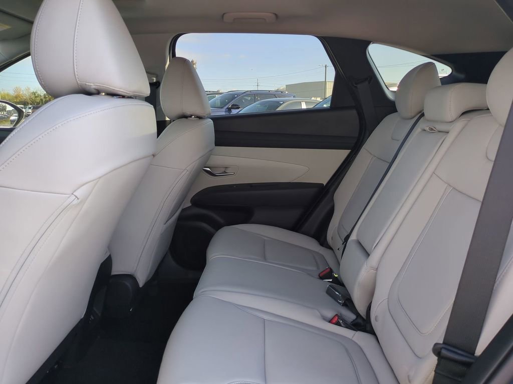 New 2026 Hyundai Tucson SEL image 16