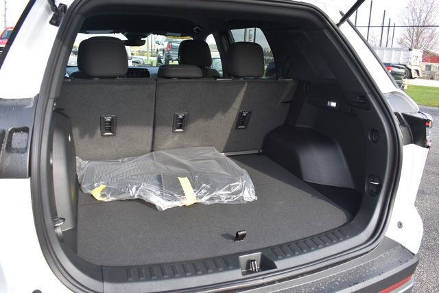 New 2026 Chevrolet Equinox LT w/ Safety and Technology Package image 17