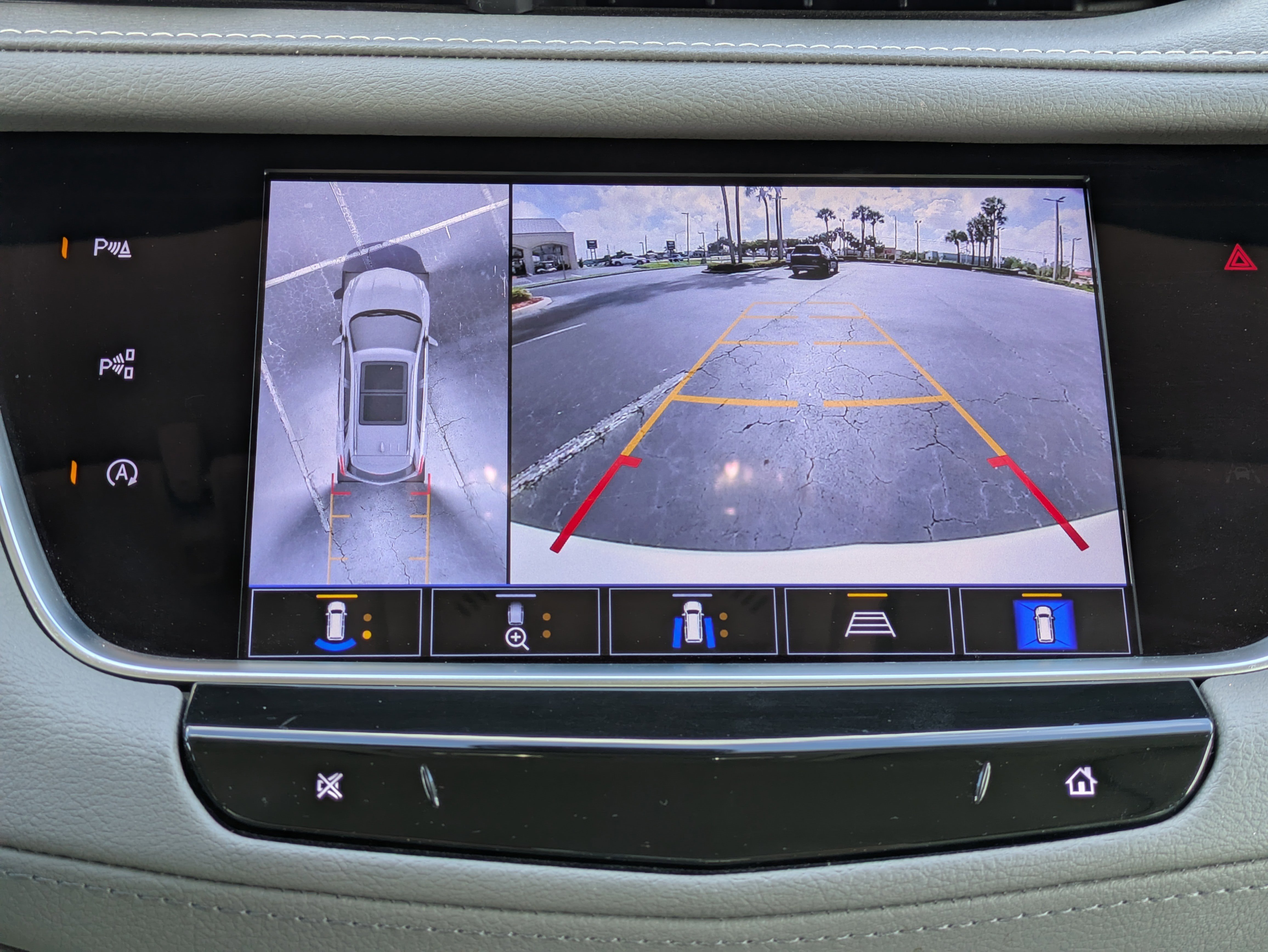 Certified 2023 Cadillac XT5 Premium Luxury w/ Technology Package AWD/4WD image 28