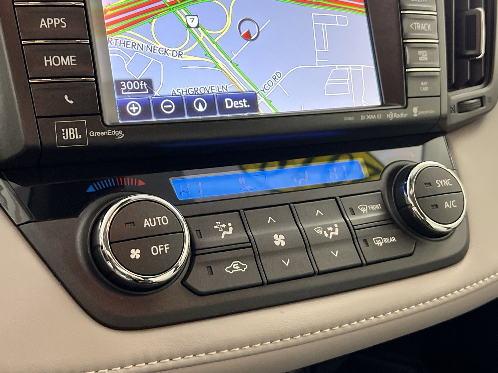 Used 2018 Toyota RAV4 Limited image 21