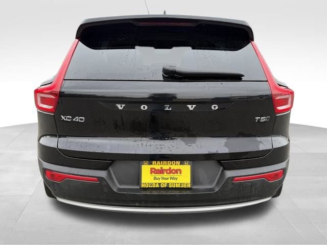 Used 2021 Volvo XC40 T5 Inscription w/ Protection Package image 9