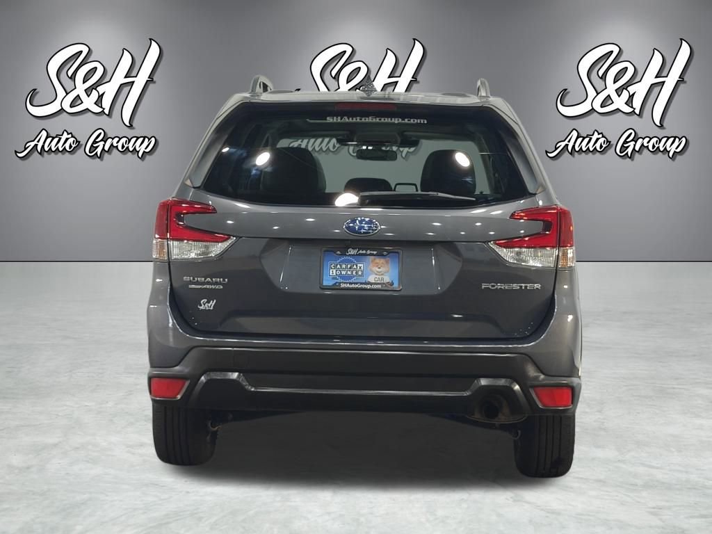 Used 2022 Subaru Forester Premium image 20