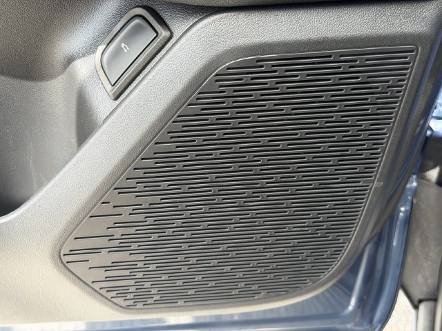 New 2027 Chevrolet Equinox RS w/ Safety and Technology Package FWD image 21