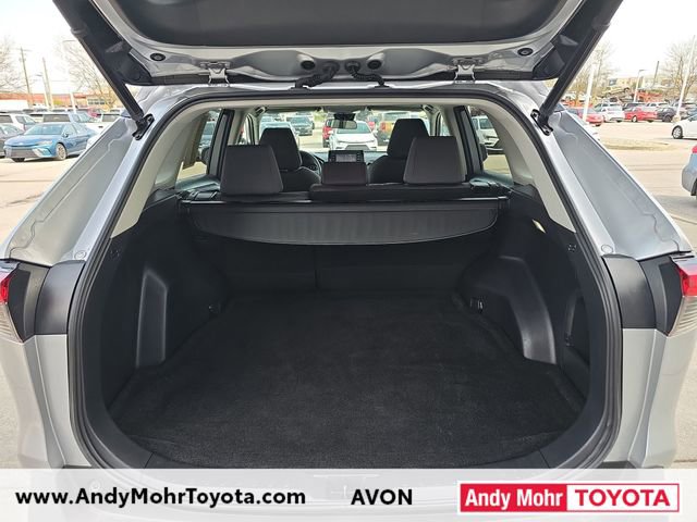 Used 2022 Toyota RAV4 XLE w/ Convenience Package image 29