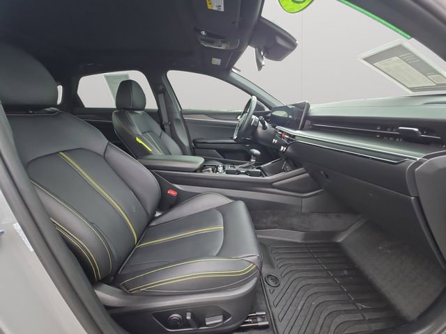 Used 2025 Kia K5 GT w/ GT1 Package image 14
