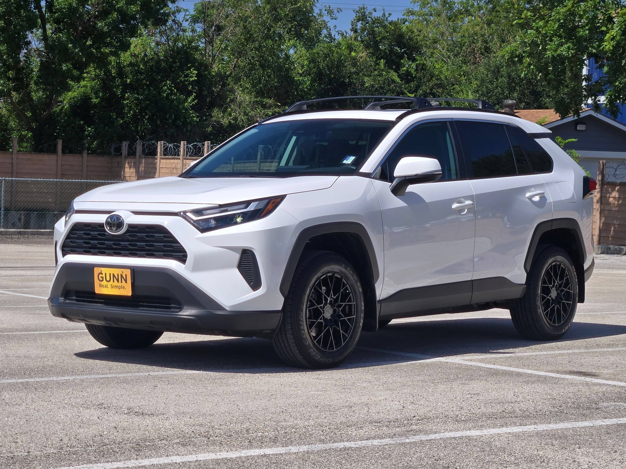 Used 2023 Toyota RAV4 XLE w/ Convenience Package FWD image 8