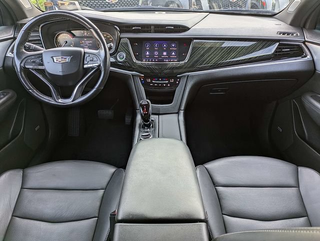 Certified 2023 Cadillac XT6 Premium Luxury FWD image 18