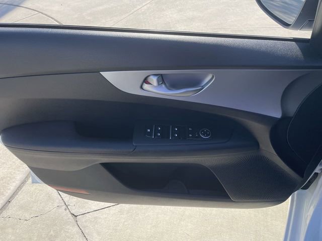Used 2023 Kia Forte LXS image 19