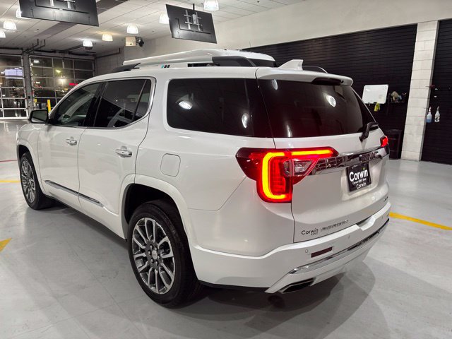 Used 2023 GMC Acadia Denali w/ Denali Ultimate Package AWD/4WD image 4