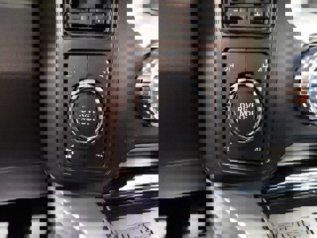 New 2026 Ford F350 Lariat w/ FX4 Off-Road Package image 26