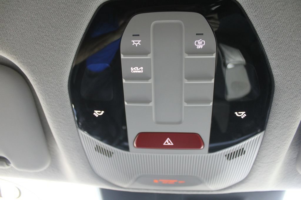 Certified 2025 Kia K4 FWD image 46