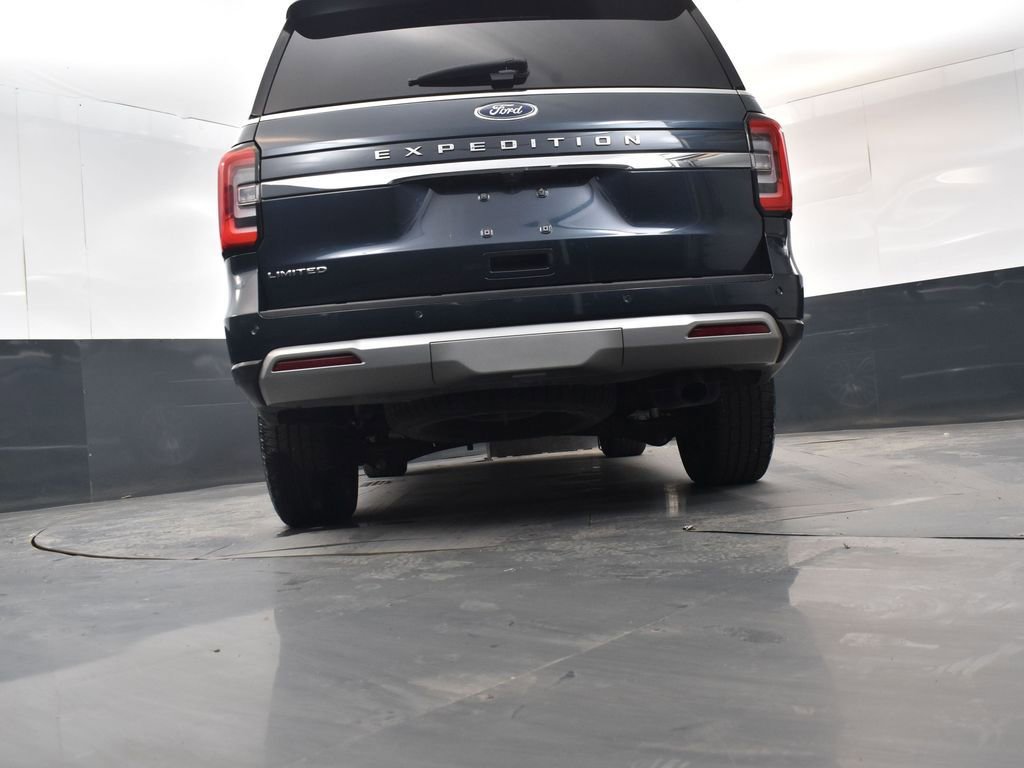 Used 2022 Ford Expedition Limited image 23