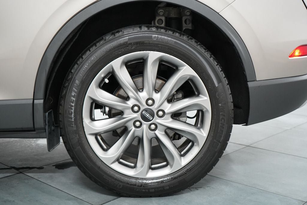 Used 2020 Lincoln Corsair FWD w/ Premium Package image 35