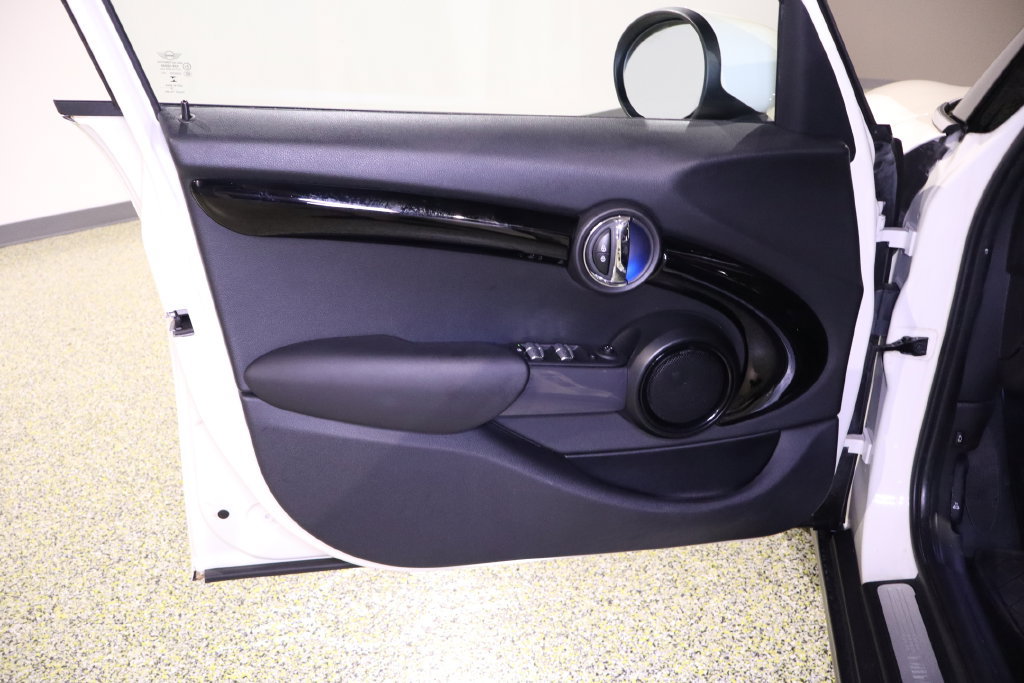 Used 2020 MINI Cooper S w/ Storage Package FWD image 29