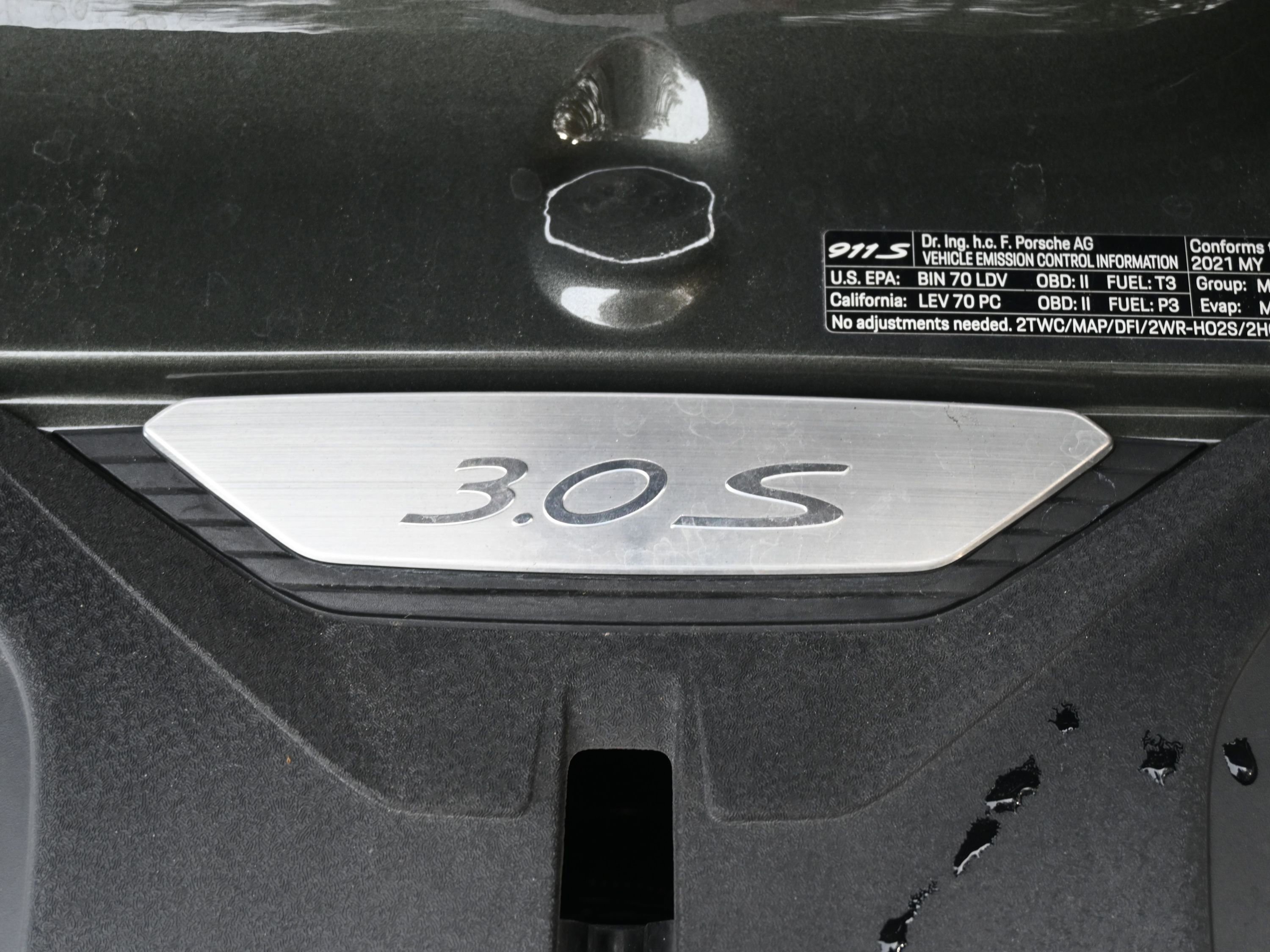 Certified 2021 Porsche 911 Carrera 4S image 23