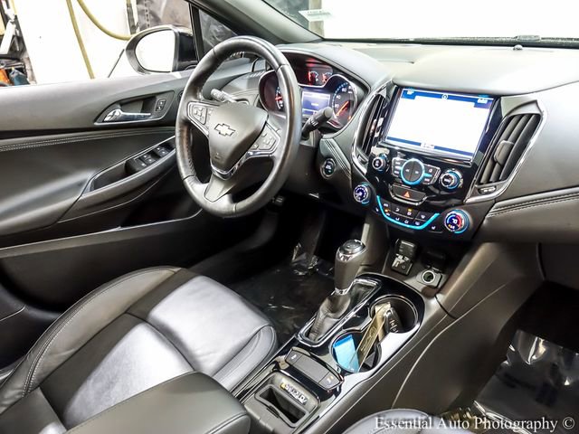 Used 2018 Chevrolet Cruze Premier image 23