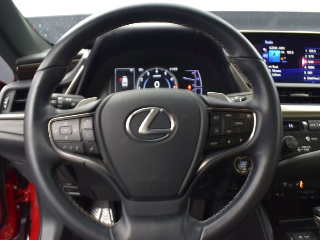 Used 2019 Lexus ES 350 350 w/ Premium Package image 16