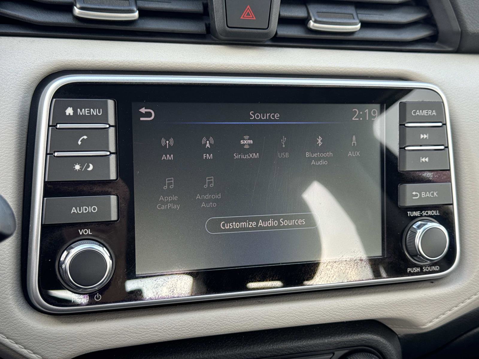 Used 2021 Nissan Versa SV image 14