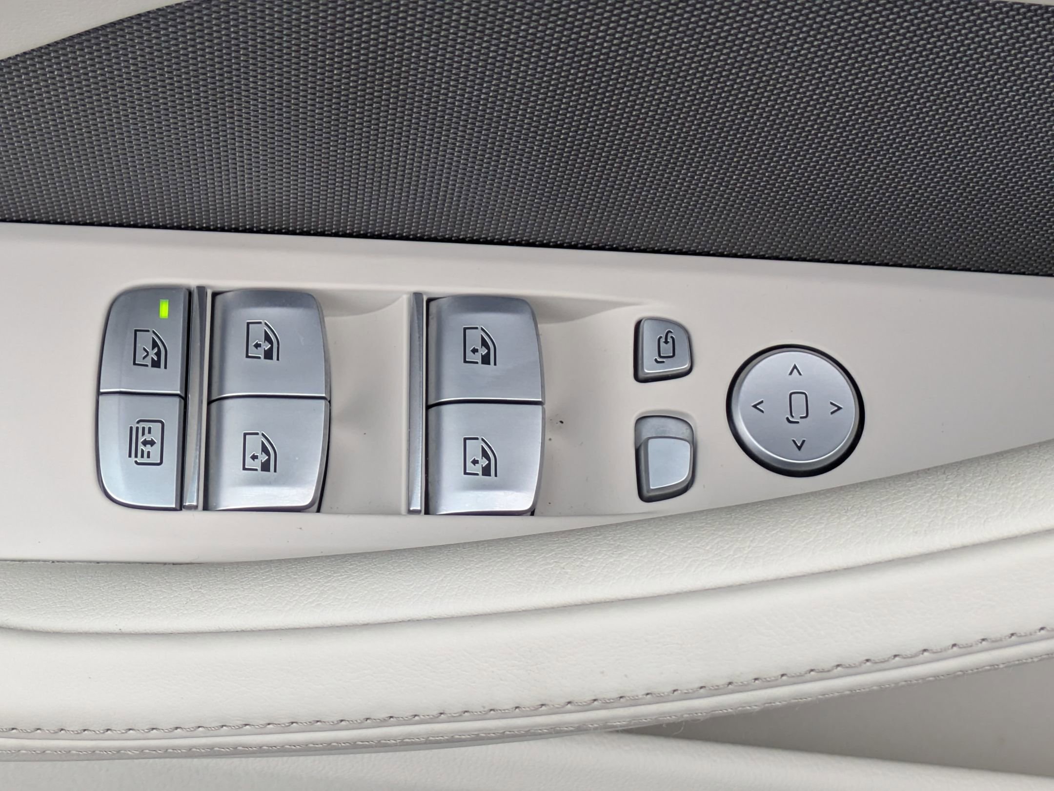 Used 2025 BMW M850i xDrive image 21