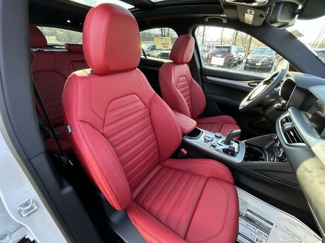 New 2026 Alfa Romeo Stelvio Sprint AWD/4WD image 15