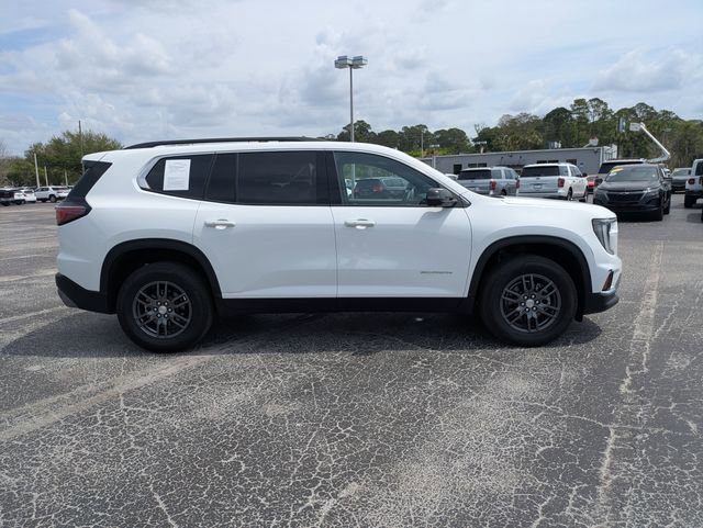 Certified 2025 GMC Acadia Elevation FWD image 3