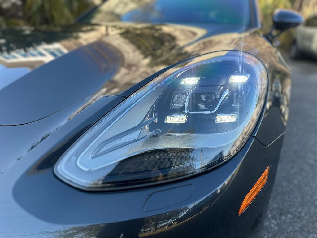 Used 2019 Porsche Panamera 4 w/ Premium Package Plus AWD/4WD image 5