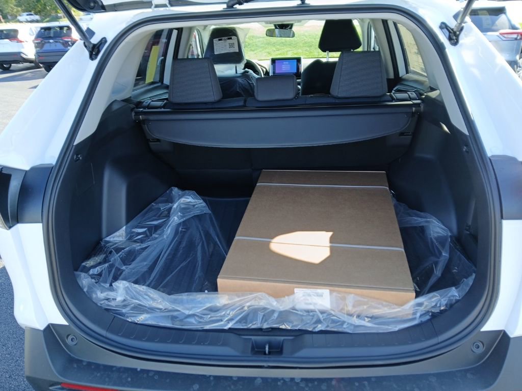 New 2025 Toyota RAV4 LE image 8