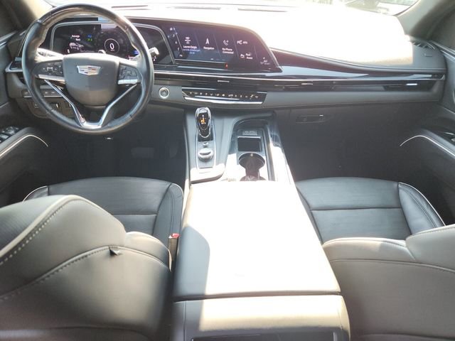 Used 2023 Cadillac Escalade ESV Sport w/ Touring Package image 13