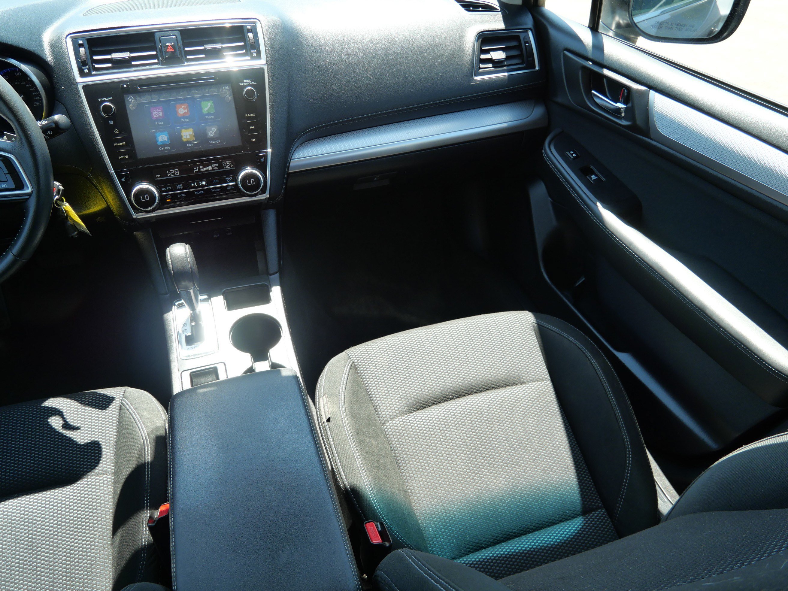 Used 2018 Subaru Outback 2.5i Premium AWD/4WD image 11