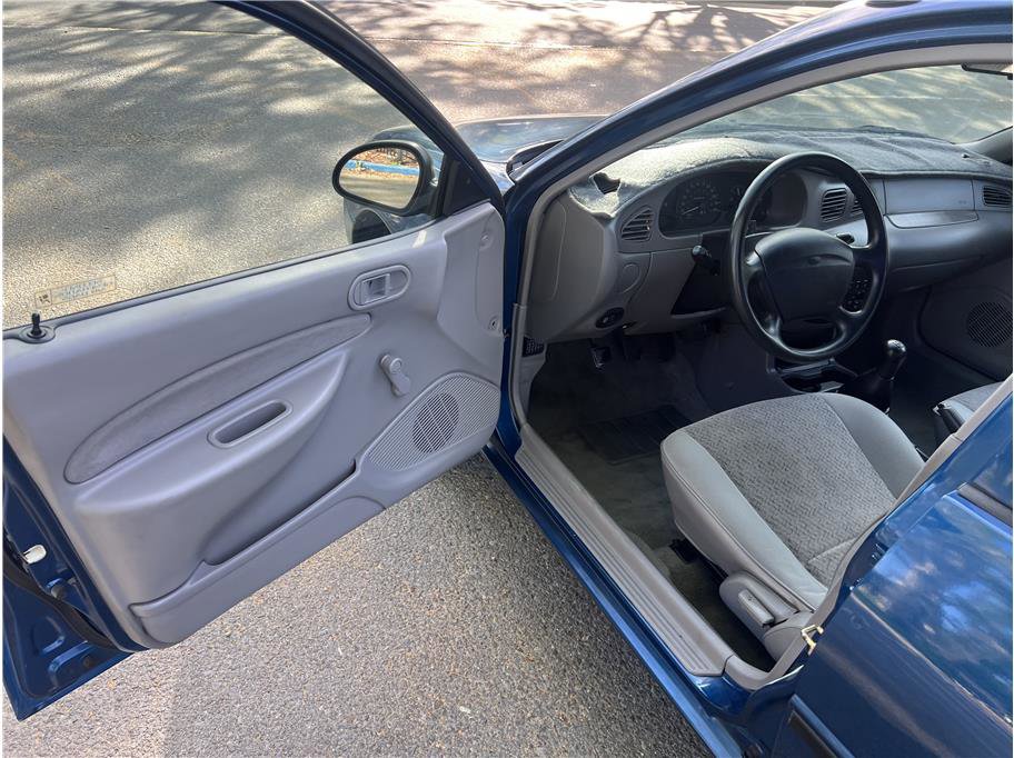 Used 1998 Ford Escort LX image 11
