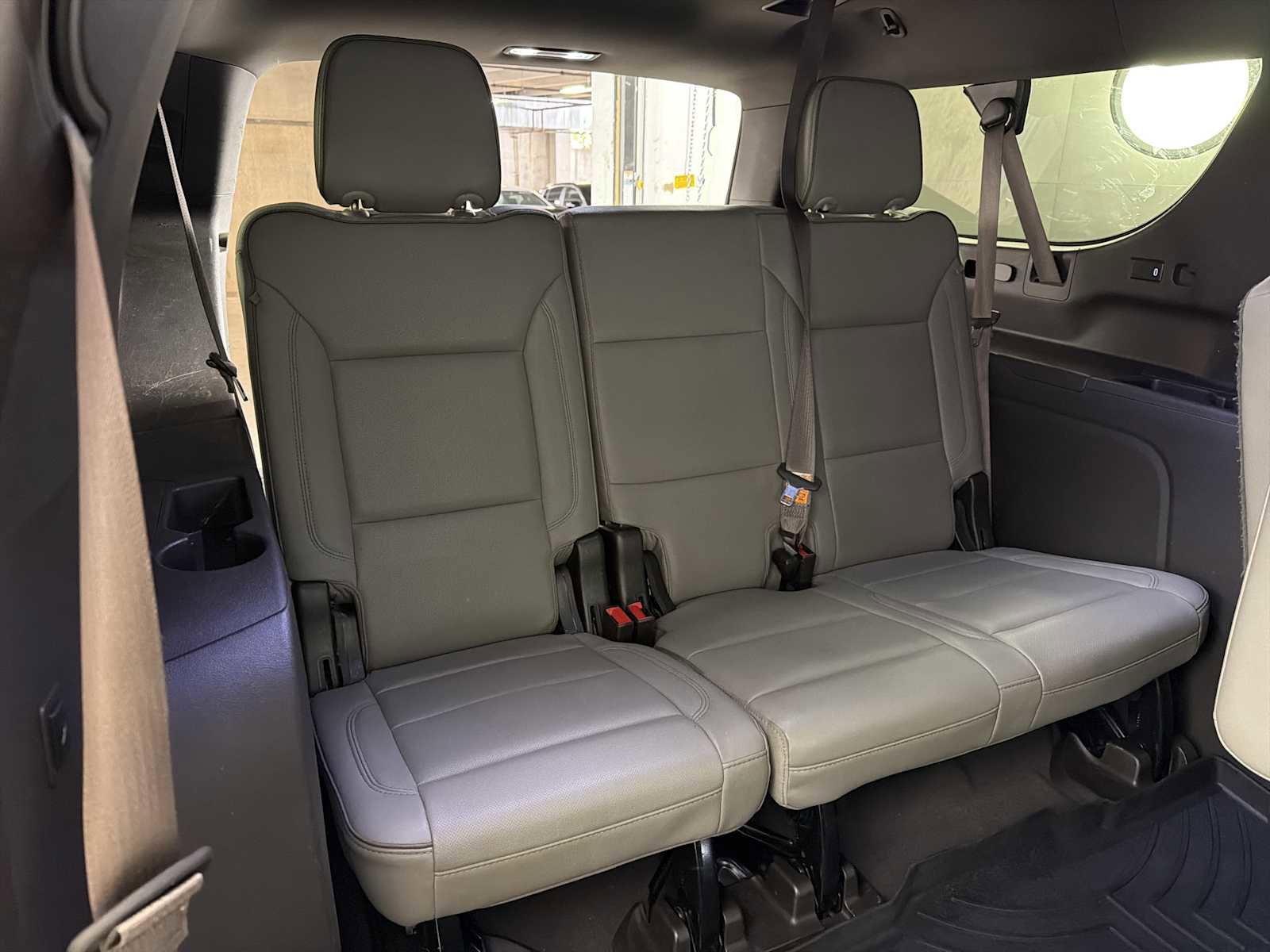 Used 2022 GMC Yukon XL SLT w/ SLT Luxury Package image 26