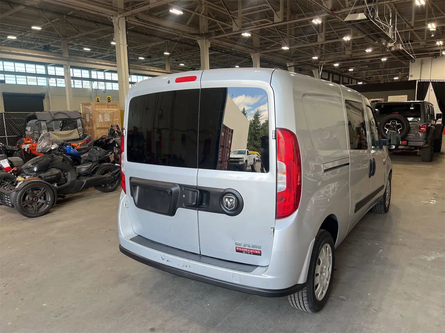 Used 2020 RAM ProMaster City Tradesman SLT w/ Window Group 05 image 3