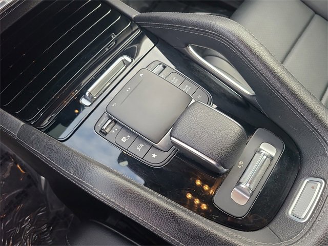 Used 2022 Mercedes-Benz GLS 450 4MATIC image 33