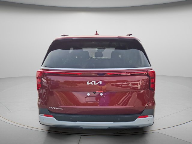 New 2026 Kia Carnival EX FWD image 4