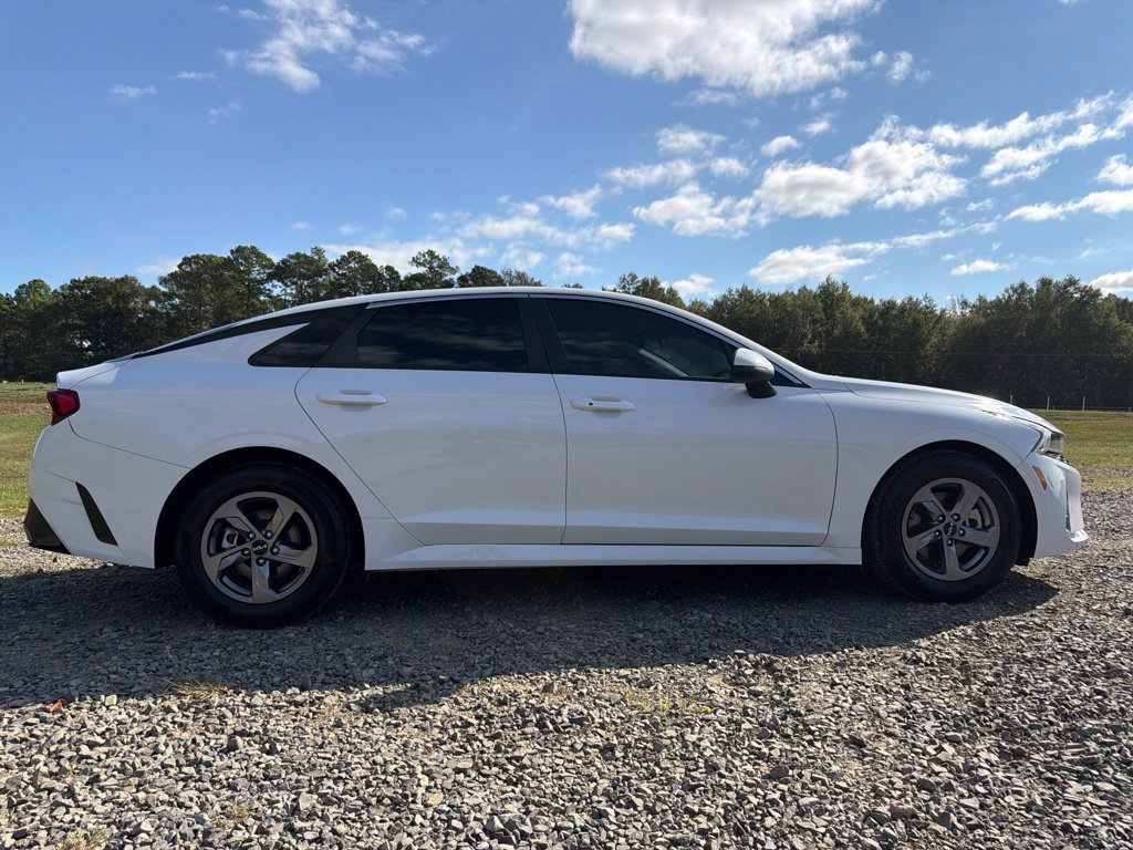 Used 2023 Kia K5 LXS FWD image 9