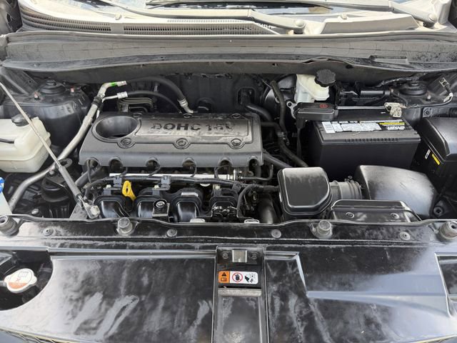 Used 2013 Hyundai Tucson Limited w/ Premium Pkg FWD image 29