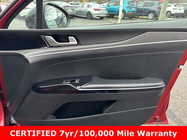 Used 2022 Kia K5 GT-Line image 9