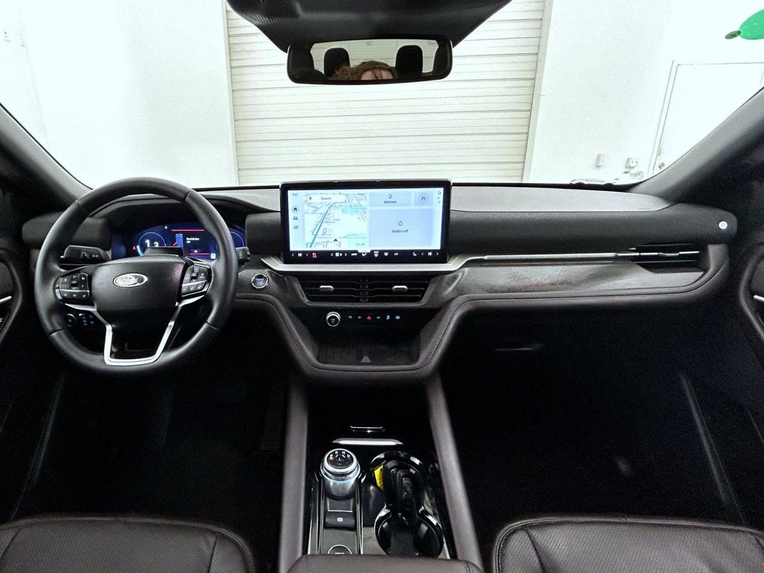 Used 2025 Ford Explorer Platinum w/ LUX Leather Package image 13