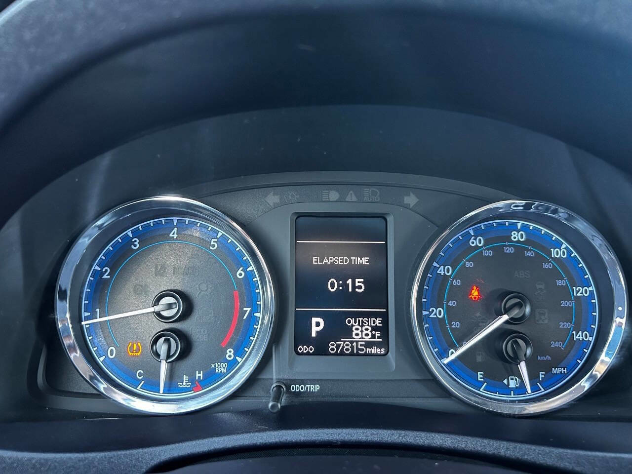 Used 2018 Toyota Corolla LE w/ Carpet Mat Package (TMS) image 18