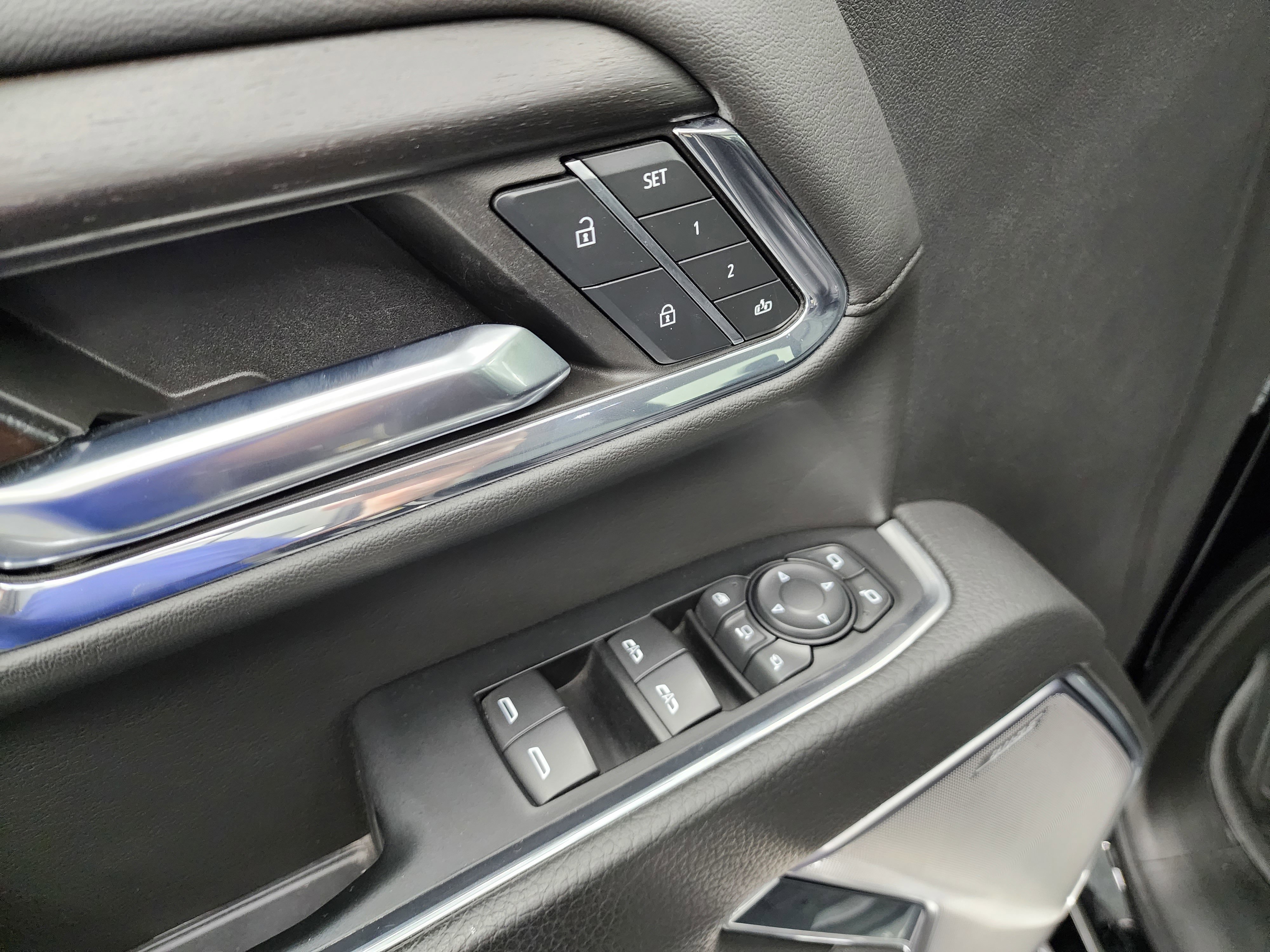 Used 2024 GMC Sierra 2500 Denali w/ Denali Reserve Package image 47