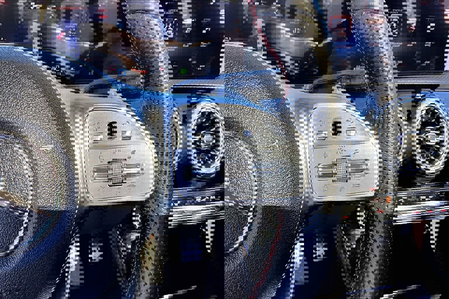 Used 2023 Mercedes-Benz CLA 250 image 25