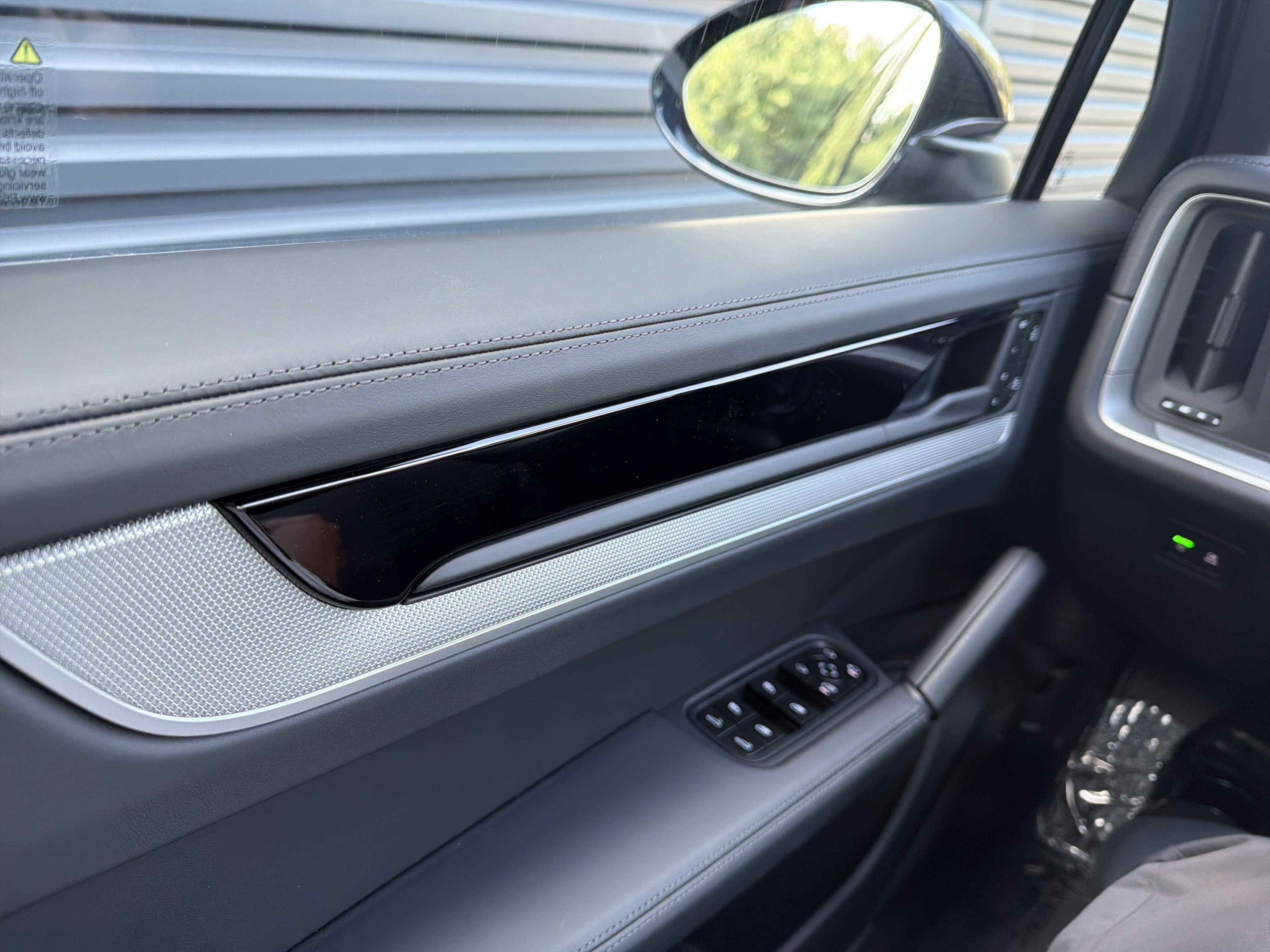 New 2026 Porsche Cayenne AWD/4WD image 23