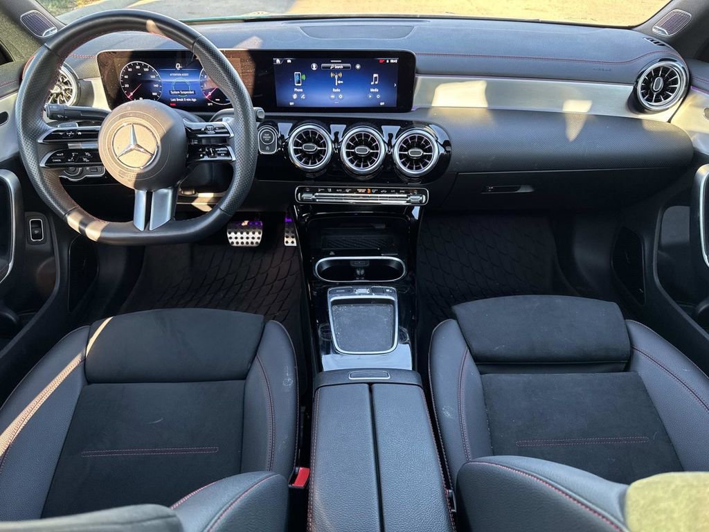 Certified 2025 Mercedes-Benz CLA 250 4MATIC image 15